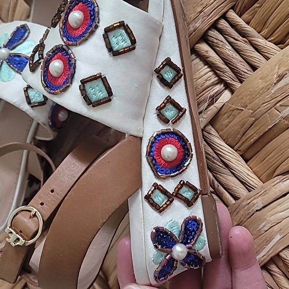 🥀 TORY BURCH ESTELLA EMBELLISHED SHORT HEELS SANDALS. - Picture 10 of 16